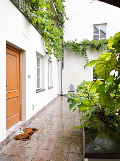 18th Century Under Castle Apartament *